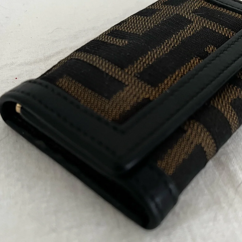 FENDI Zucca Canvas 4-Hook Key Holder Tobacco & Black COA Card Authentic Vintage